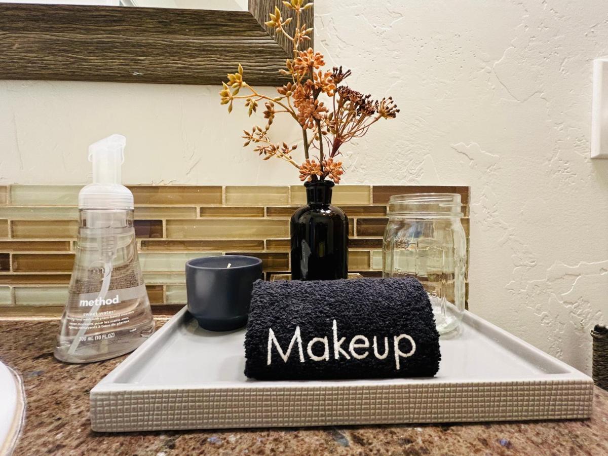 Home Sweet Idahome, Feels Like Home With All The Decor You Wish You Could Afford King Bed In Master, Fully Fenced Dog Friendly Yard, A Few Blocks From Bsu And Downtown Boise, Your Perfect Stay! Экстерьер фото