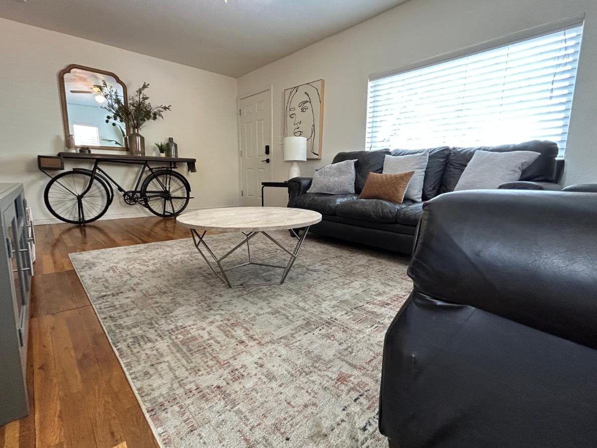 Home Sweet Idahome, Feels Like Home With All The Decor You Wish You Could Afford King Bed In Master, Fully Fenced Dog Friendly Yard, A Few Blocks From Bsu And Downtown Boise, Your Perfect Stay! Экстерьер фото